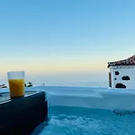 Mit Meerblick Und Jacuzzi Apartmán