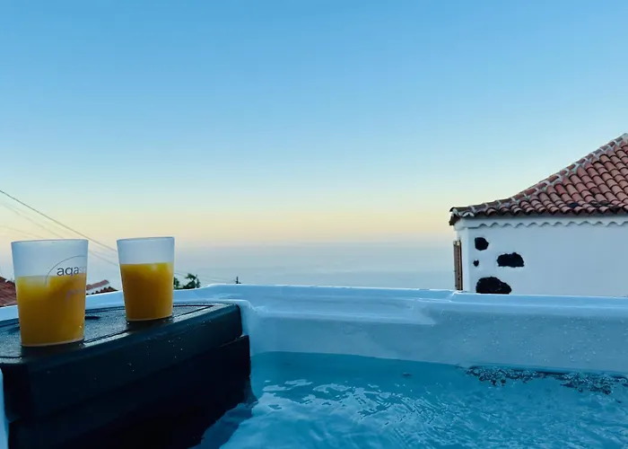 Mit Meerblick Und Jacuzzi Apartment